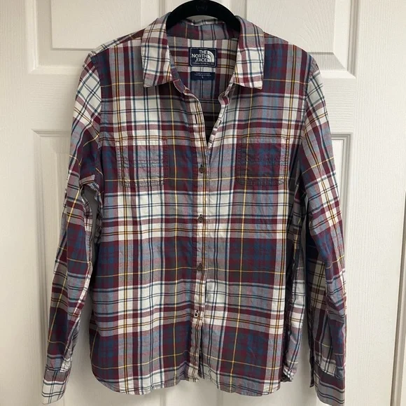 The North Face Women’s Button Down Plaid Shirt - Picture 2 of 10